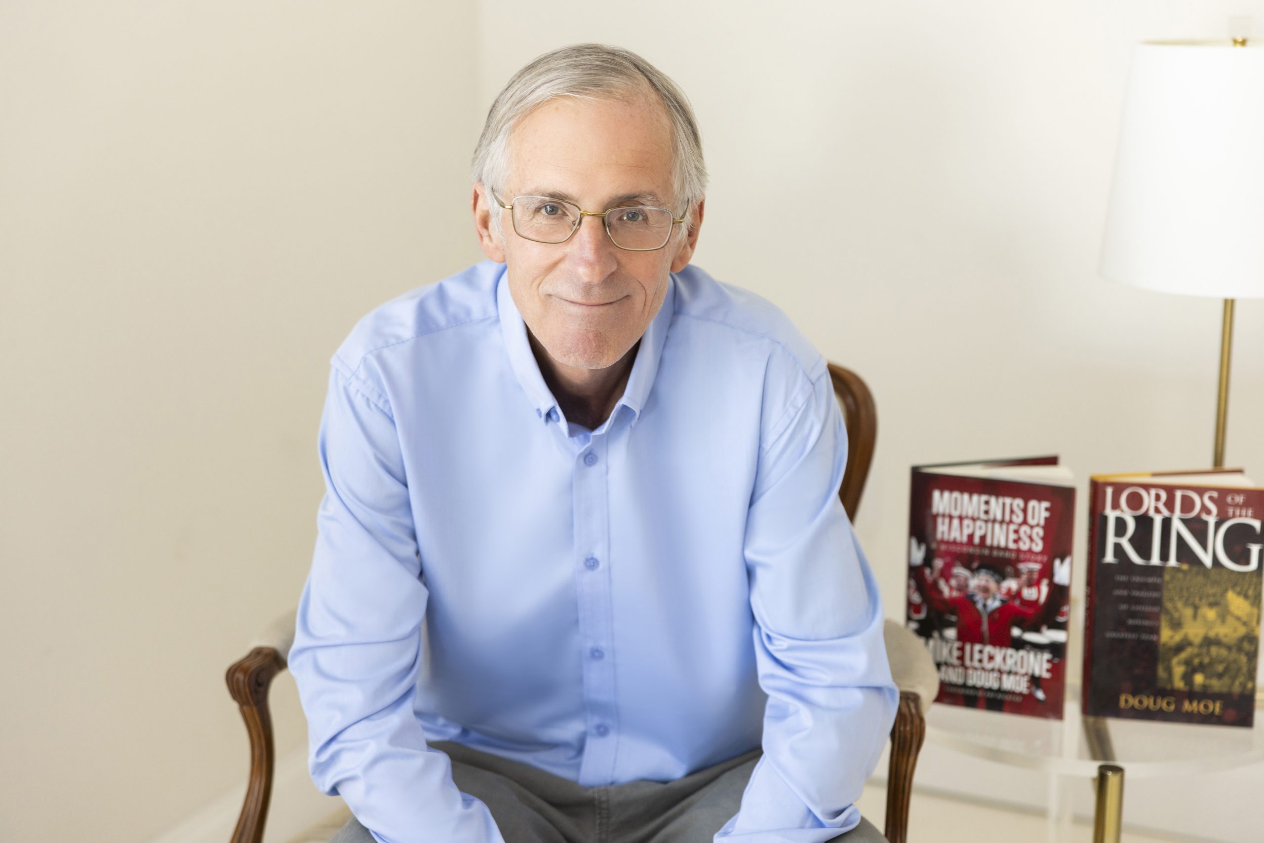 DM w books straight arm chair DM w books straight arm chair